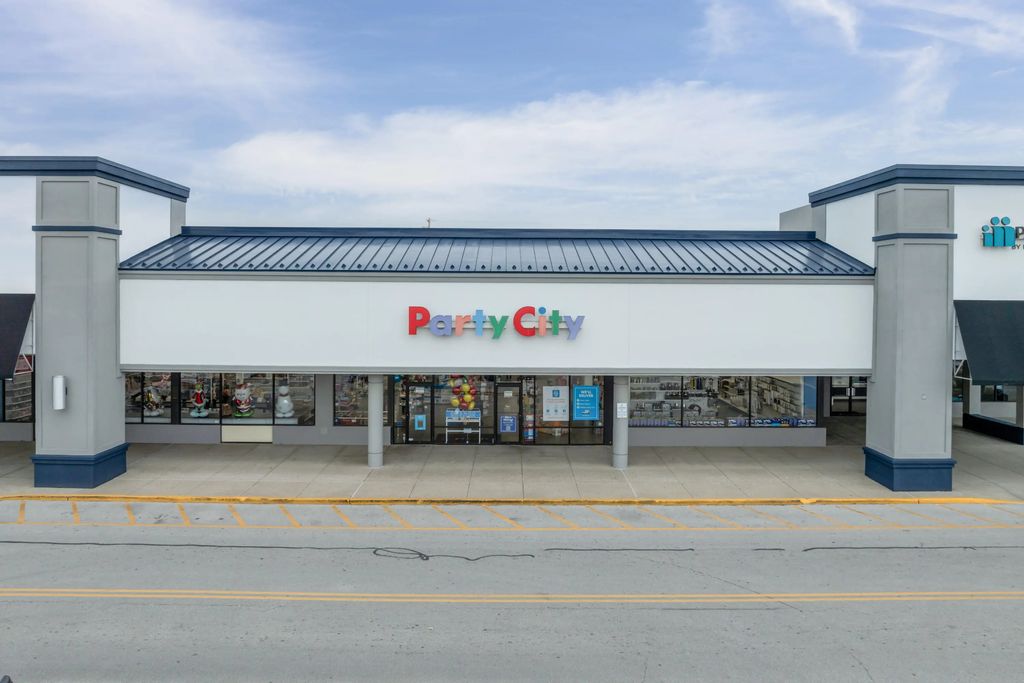 120 W Tiverton Way, Lexington