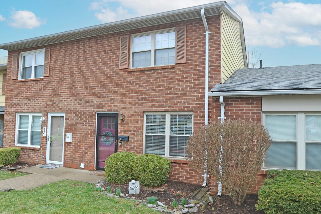 3500 Warwick Drive 45, Lexington