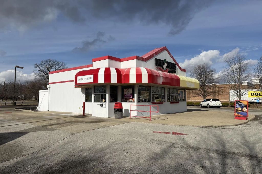 104 N Bradford Lane, Georgetown