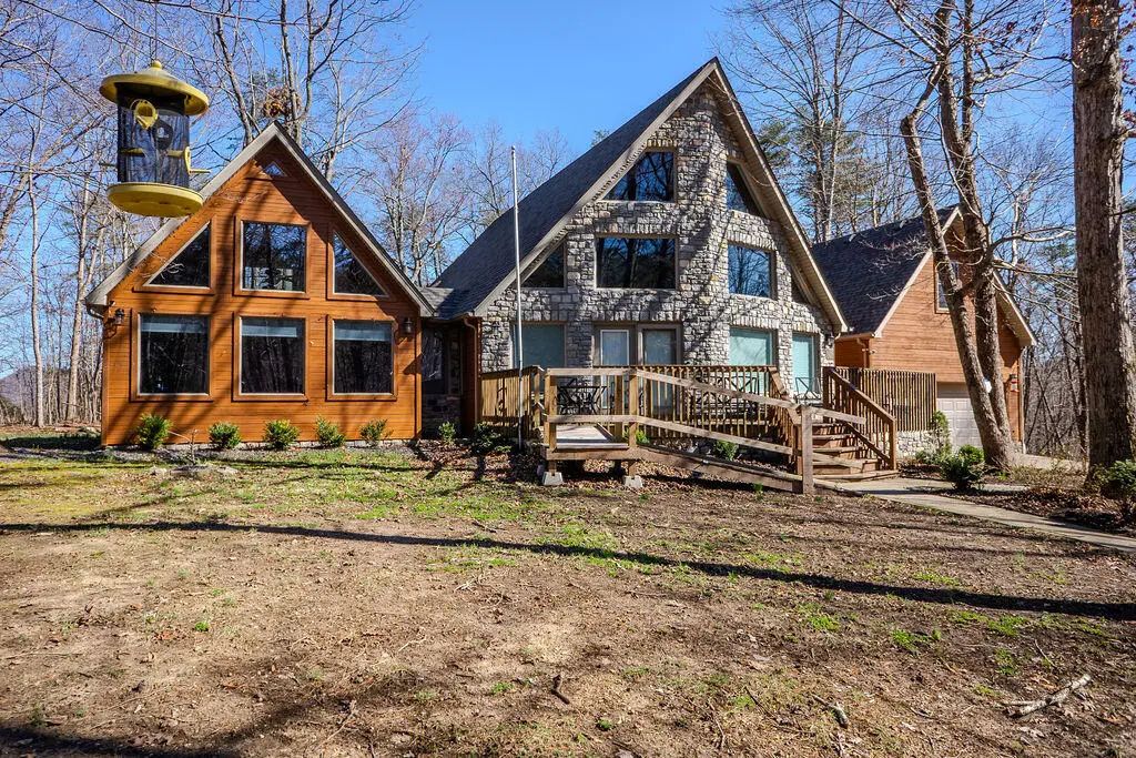 111 Horse Cove Road, Berea