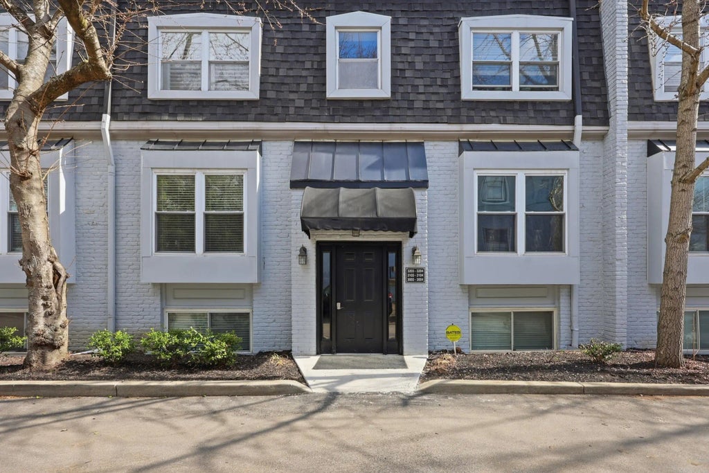 125 Forest Avenue 3003, Lexington