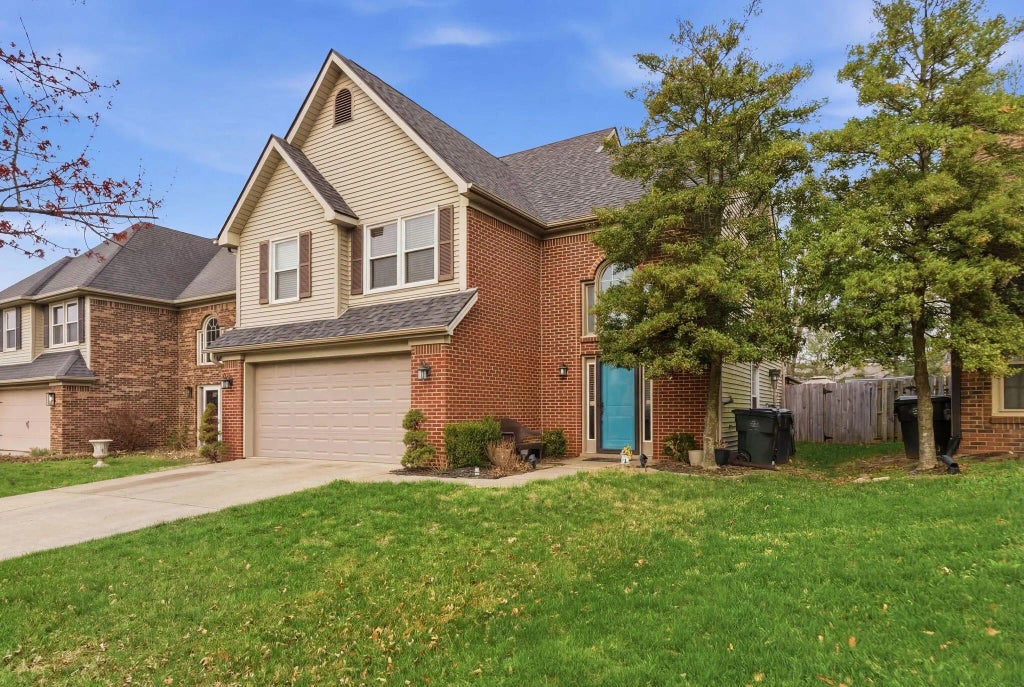 629 Twin Pines Way, Lexington