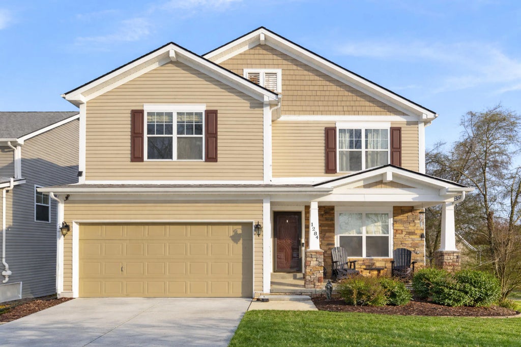 1284 Greendale Road, Lexington