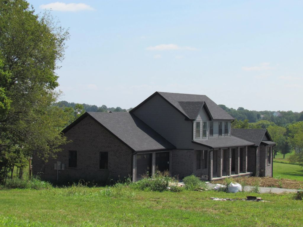 1400 Craig Crossing, Winchester