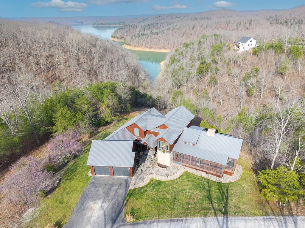 1166 Sandstone Point Trail, Monticello