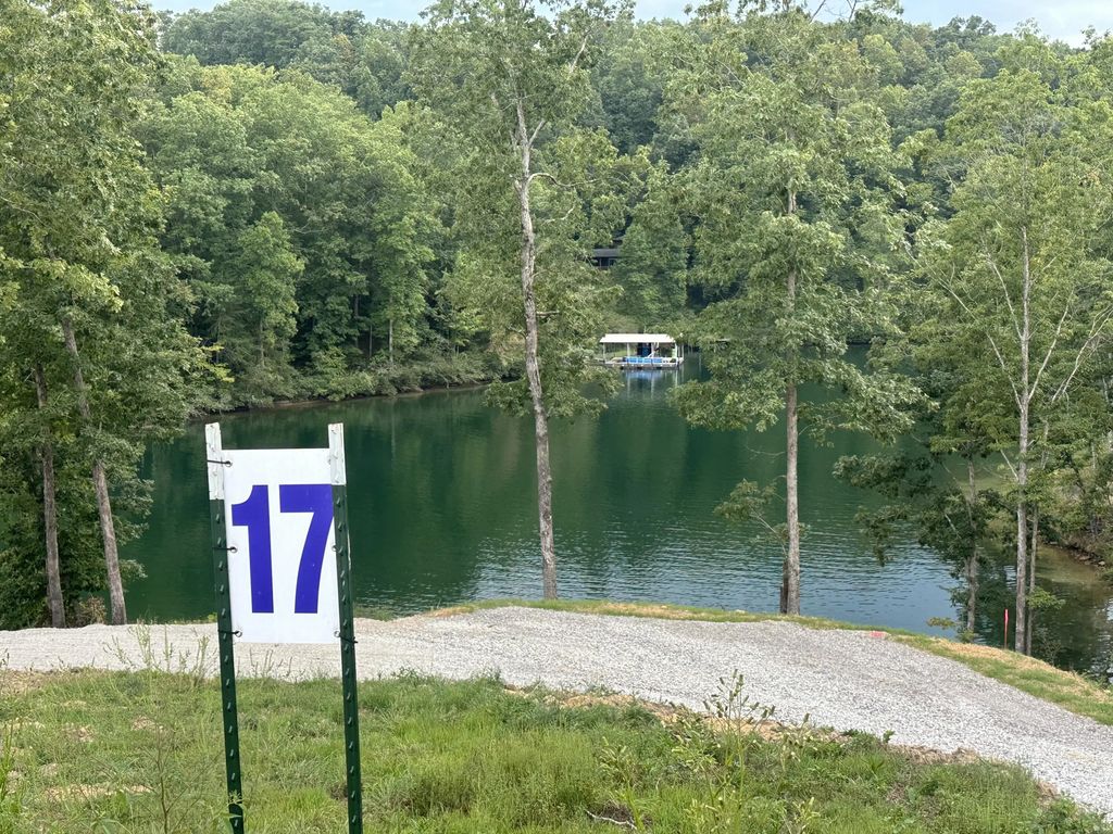 Lot 17 Sleepy Hollow Road Lot 17, East Bernstadt