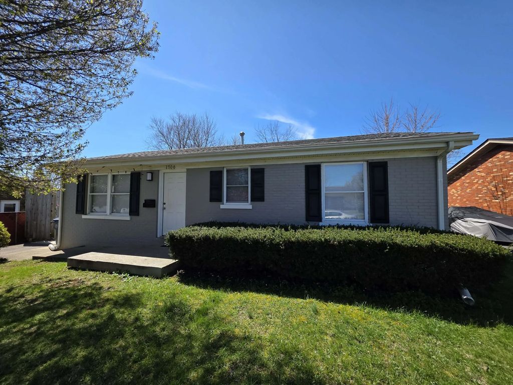 1706 Knoxville Court, Lexington