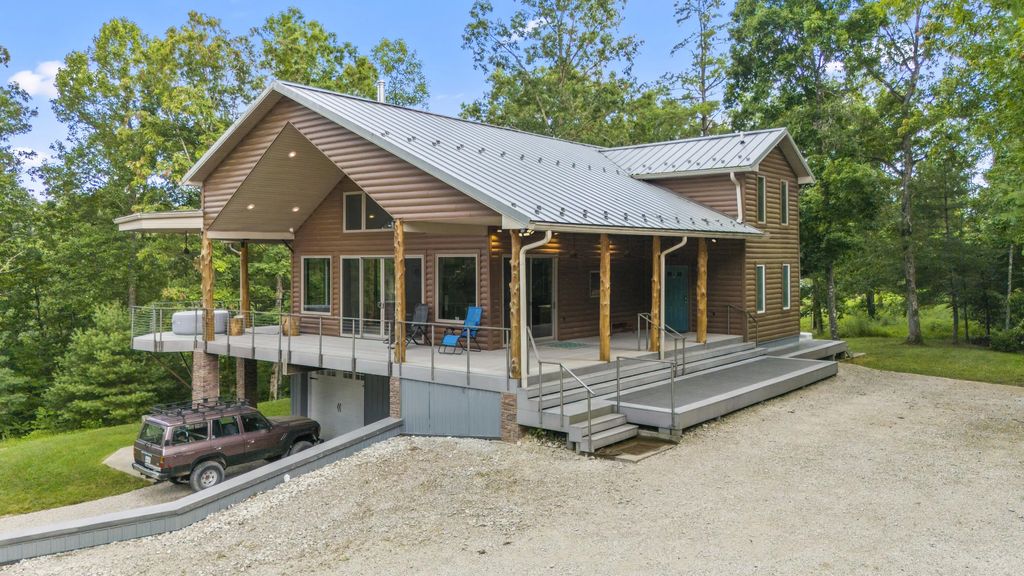 881 Booth Ridge Road, Rogers