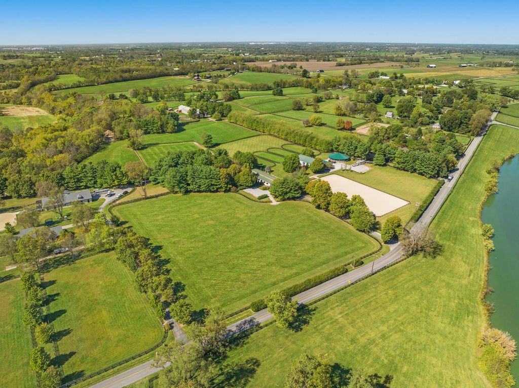 4781 Mount Horeb Pike, Lexington