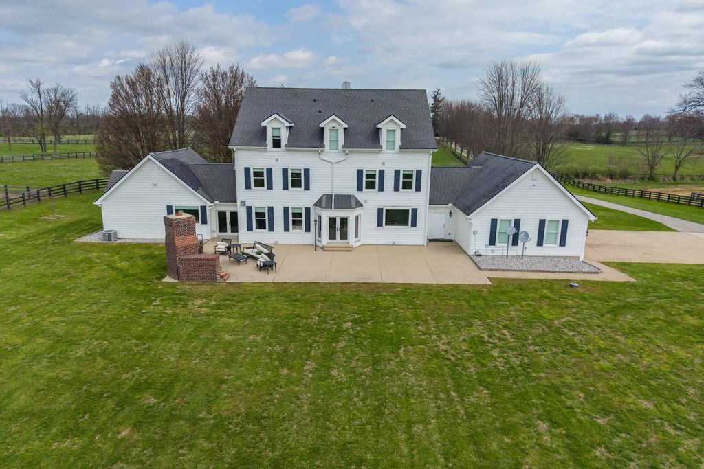 3600 Briar Hill Road, Lexington
