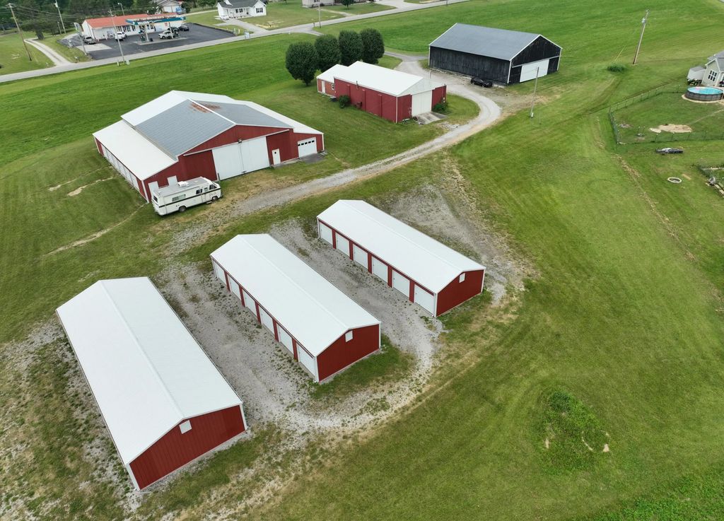 5689 State Highway 290, McKee