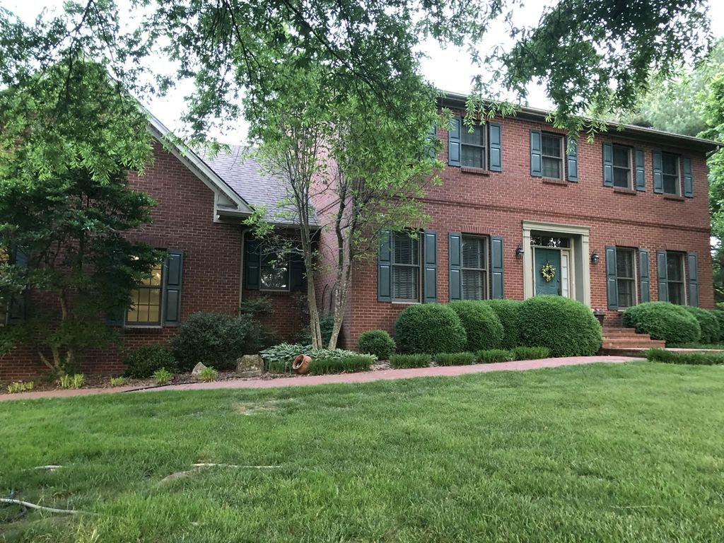 1021 Wesbend Drive, Frankfort