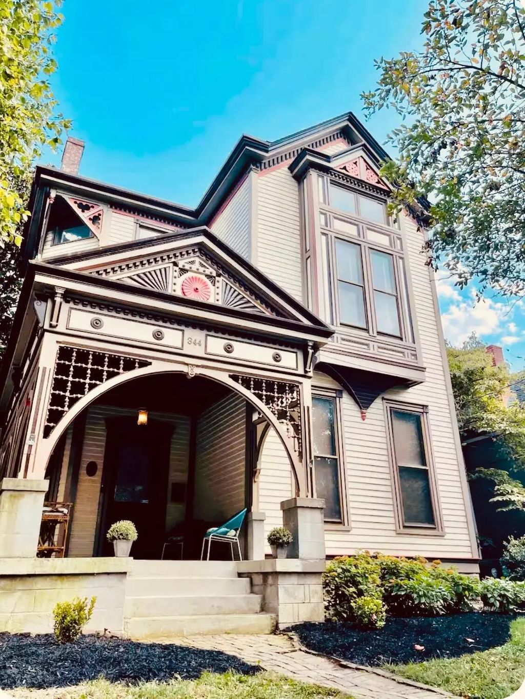 344 Madison Place, Lexington