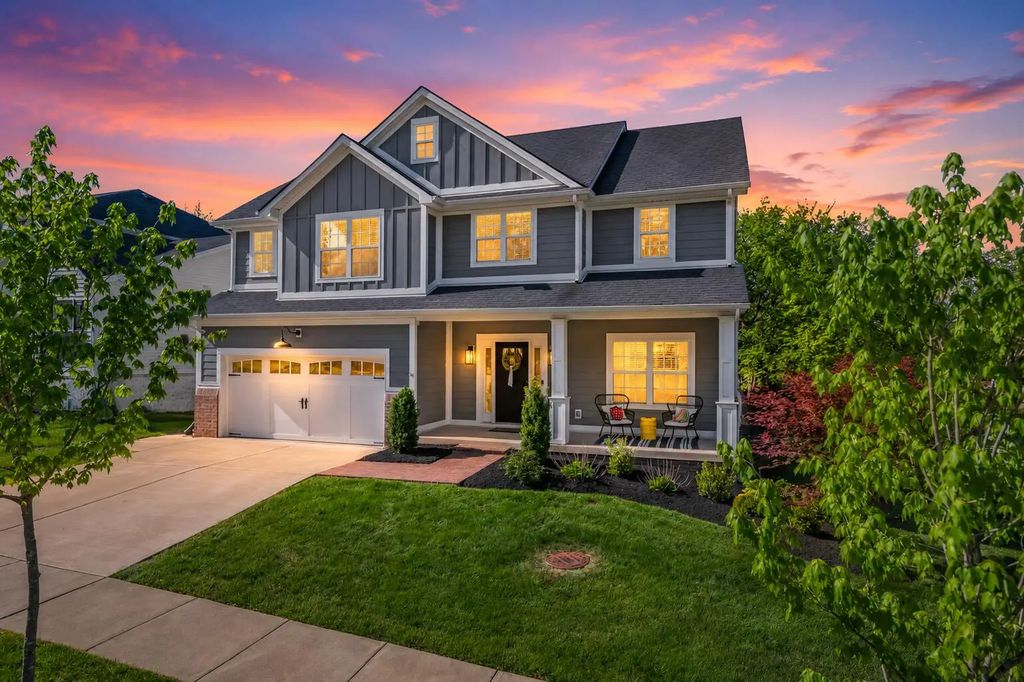 2156 Palomar Trace Drive, Lexington