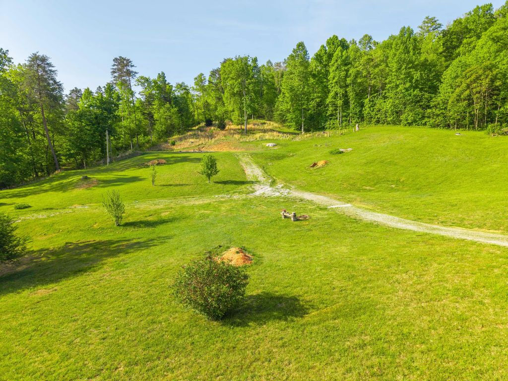 1051 Kelley Lane Spann Hill, Monticello