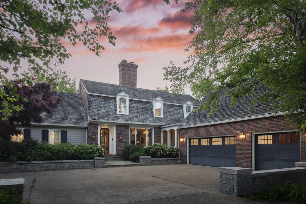 2104 Island Point, Lexington
