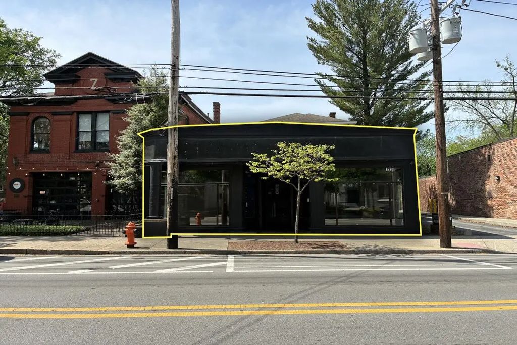 1328 Bardstown Road, Louisville