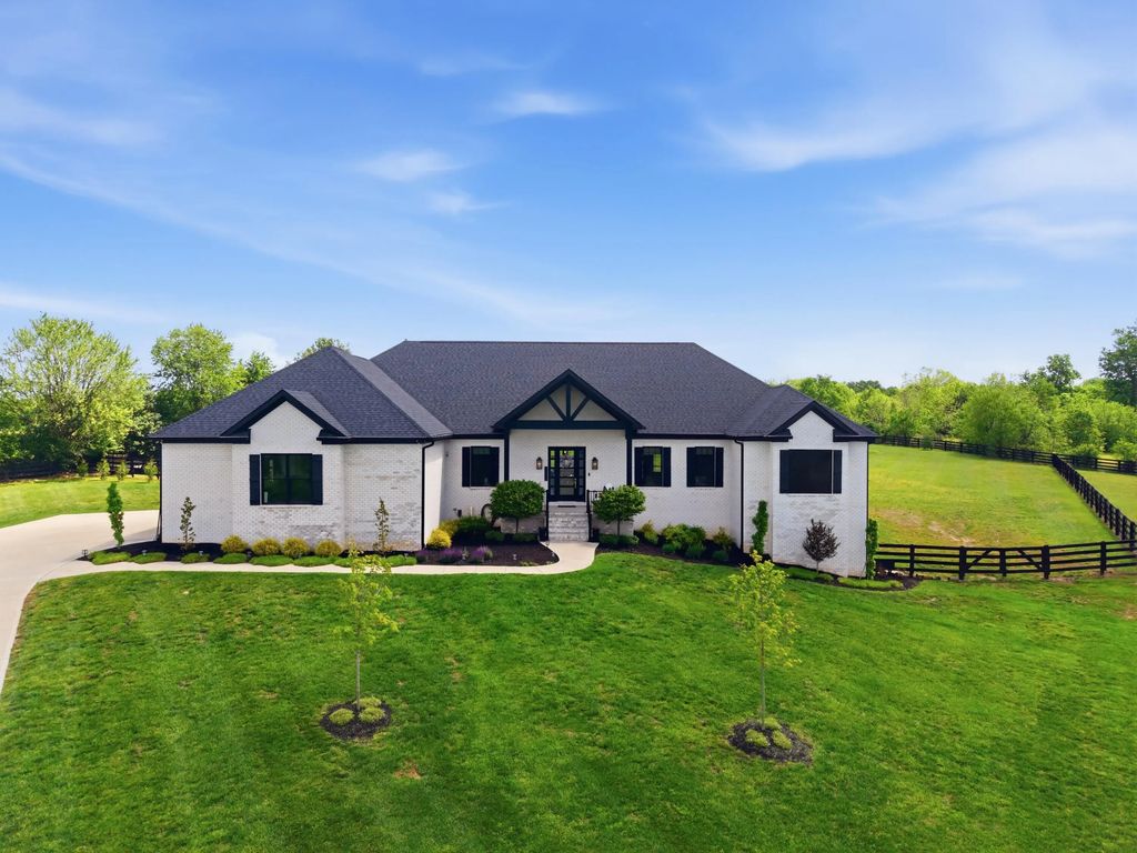 1112 Gallant Drive, Wilmore