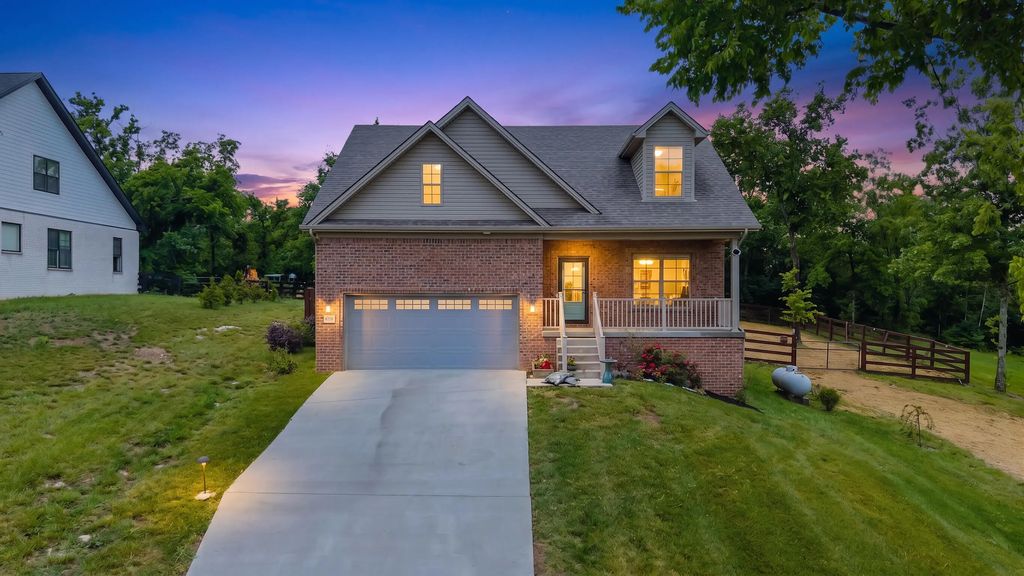 248 Tahoe Way, Richmond