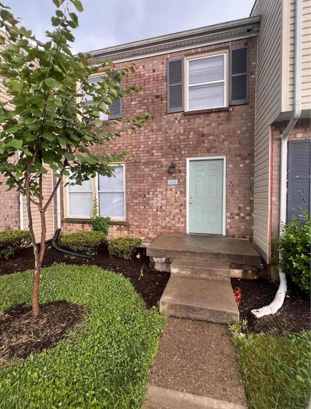 229 Osage Court, Lexington