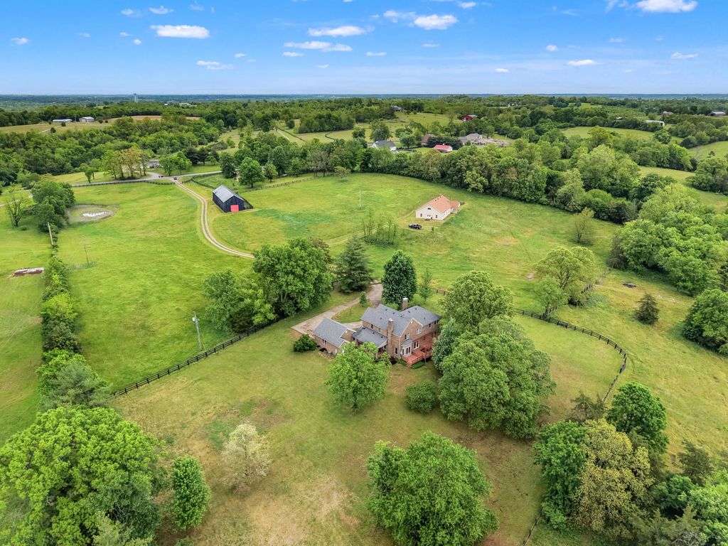 5108 Fords Mill Road, Versailles