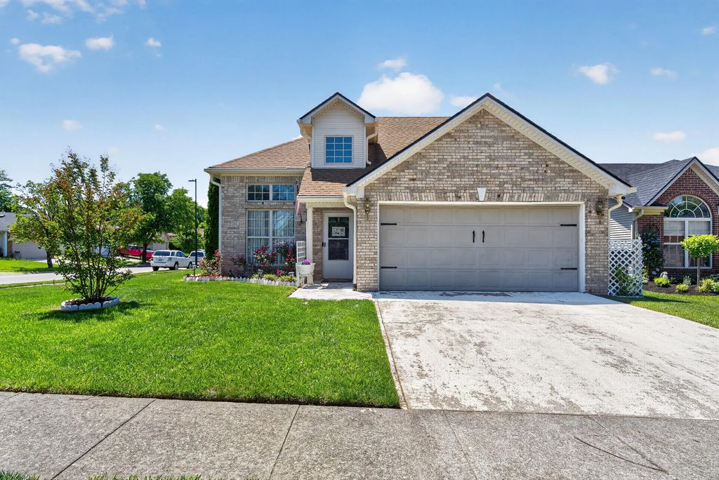 2700 Green Valley Court, Lexington
