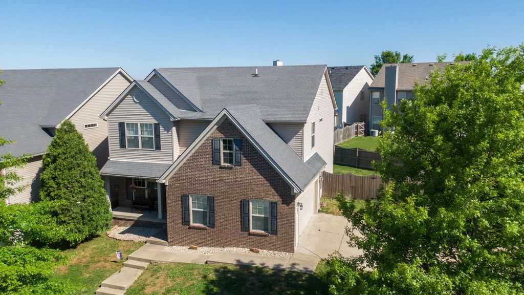 2380 Merluna Drive, Lexington