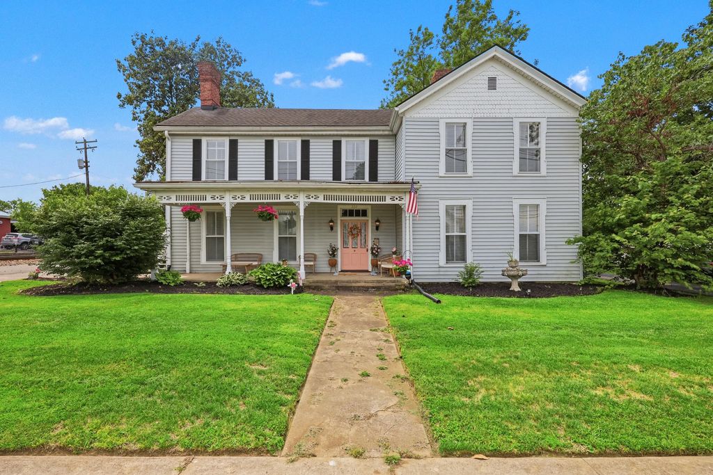 222 E Lexington Street, Harrodsburg