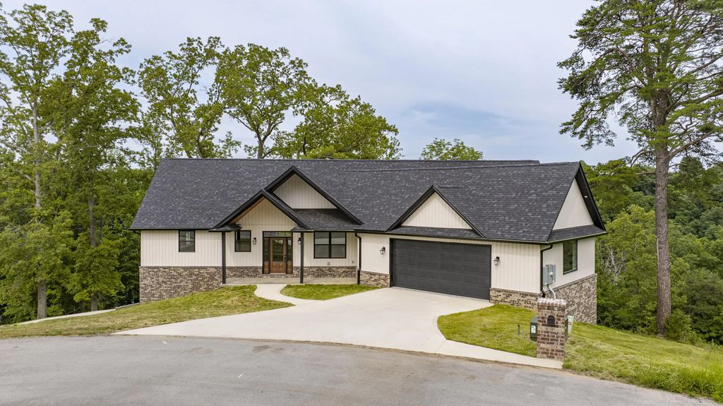 554 Colson Drive, Bronston