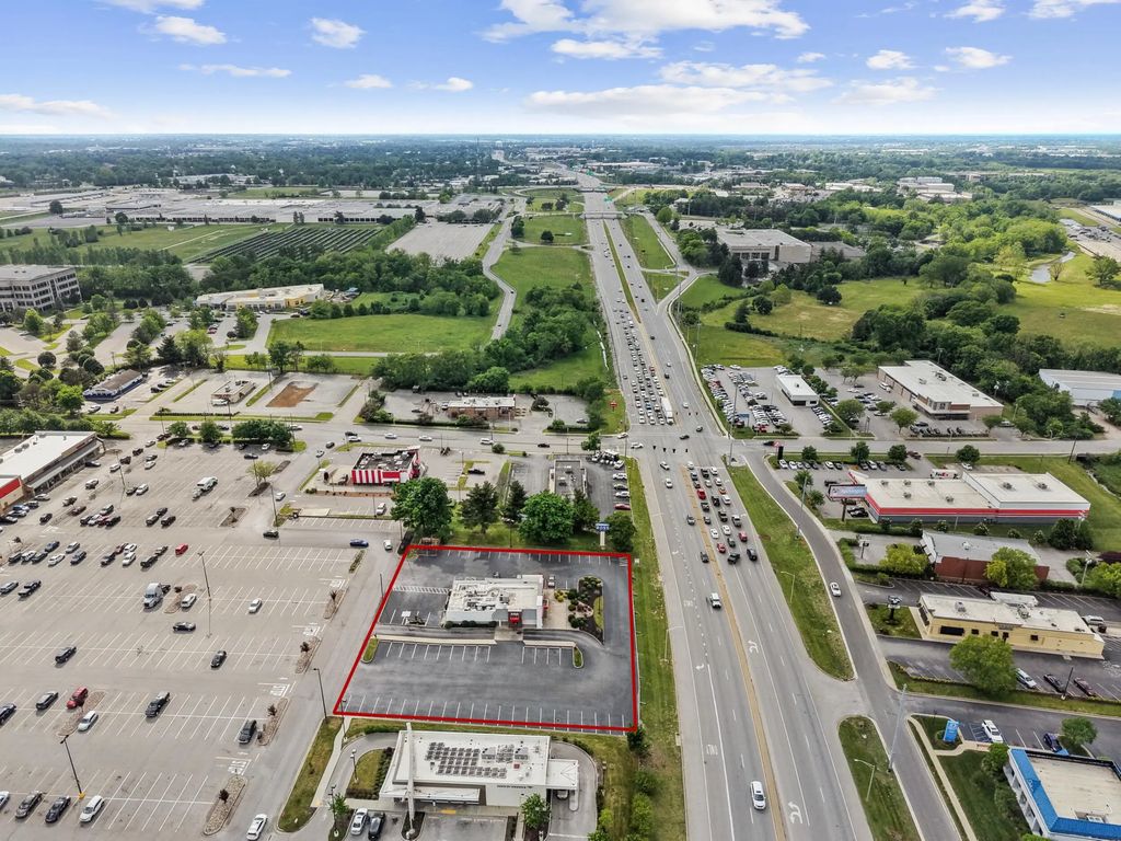 1498 Boardwalk, Lexington