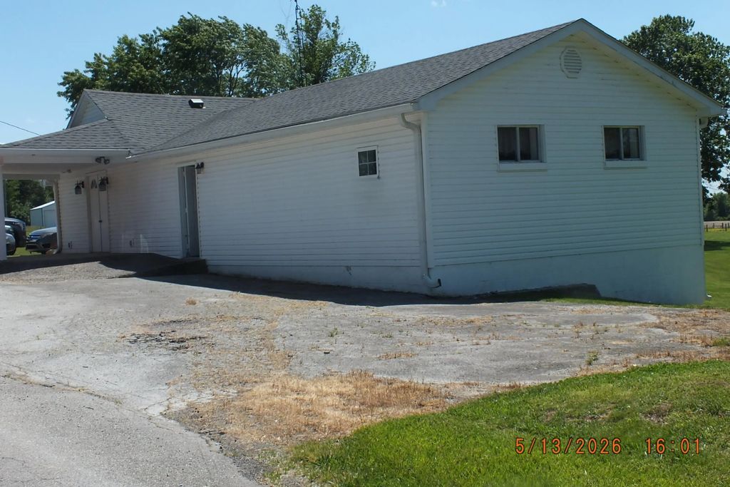 4210 Fords Mill Road, Versailles