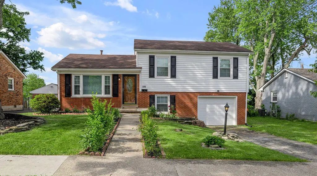 326 Wilson Downing Road, Lexington