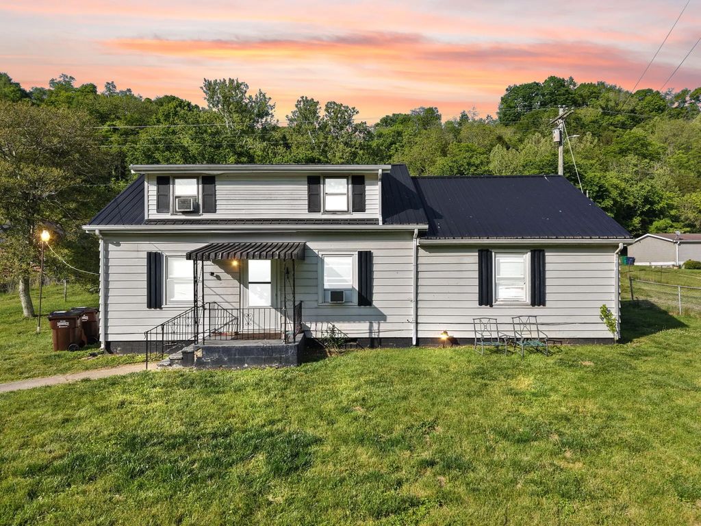 2610 Tates Creek Road, Richmond