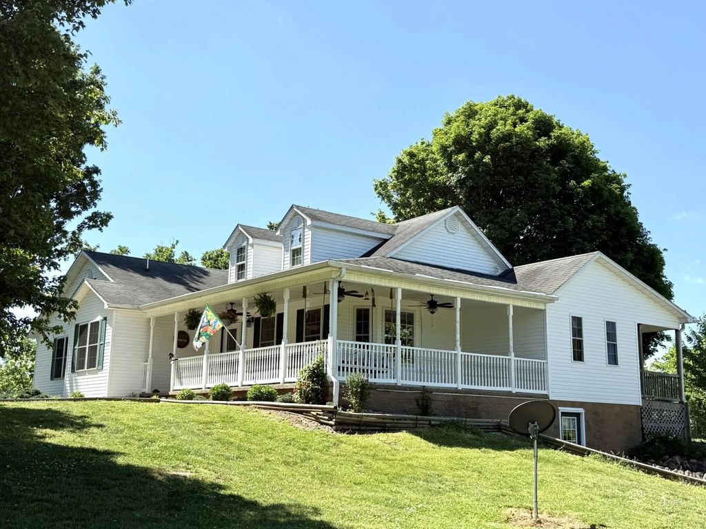 173 Brewer Way, Lancaster