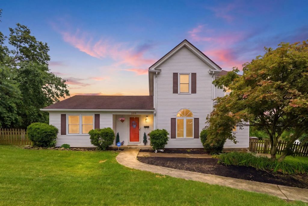 208 W Brown Street, Nicholasville