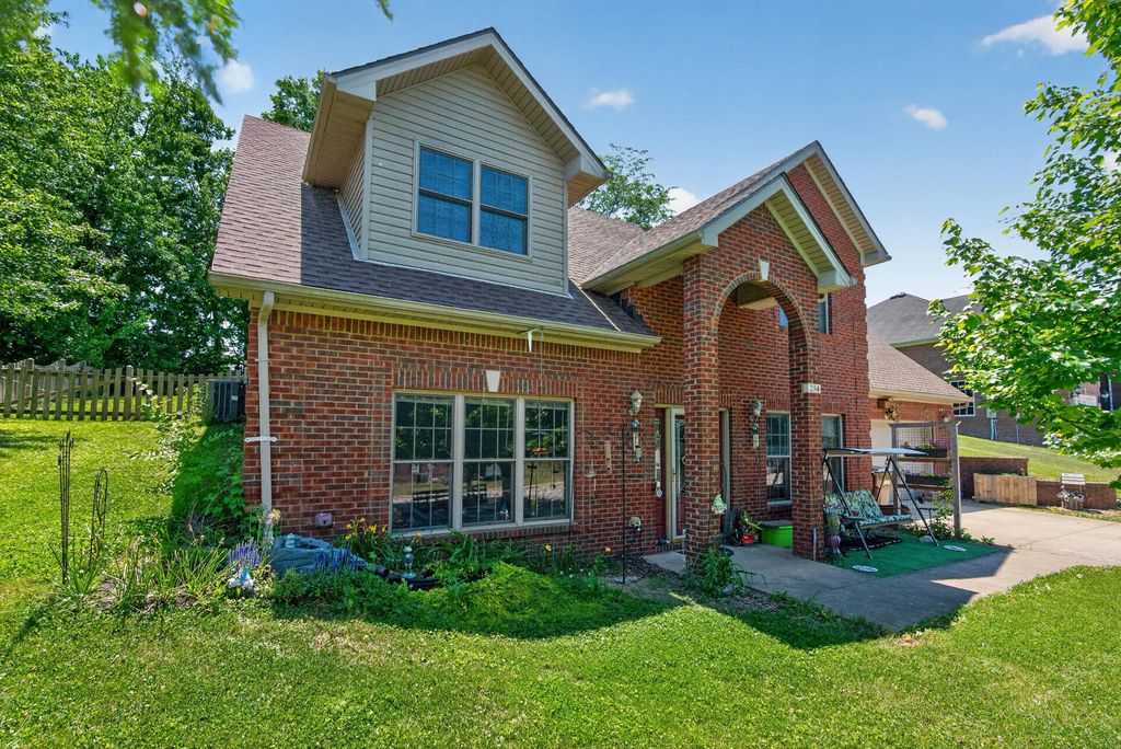 234 Savanna Drive, Richmond
