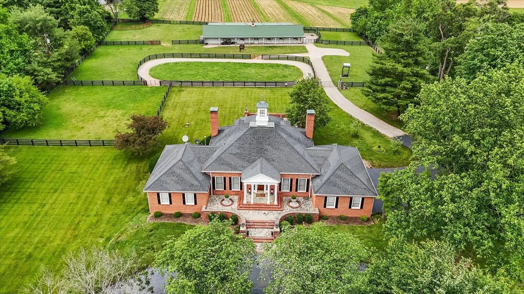 181 Wedgewood Drive, Shelbyville