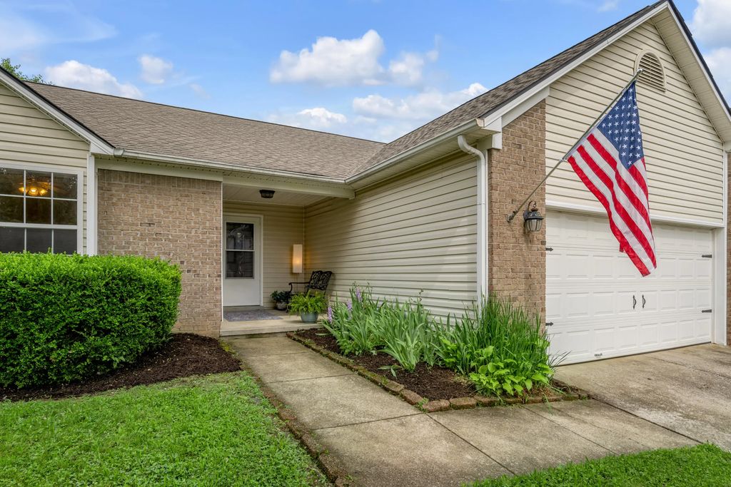 441 Lemon Drop Lane, Lexington