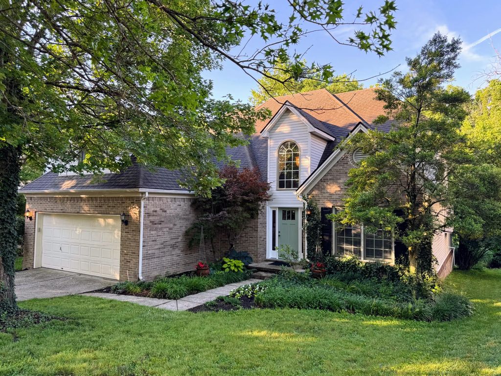 428 Amberley Drive, Lexington