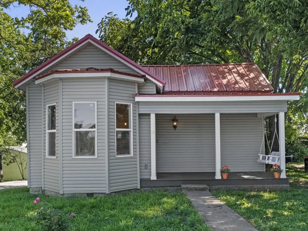 14 Cook Avenue, Winchester