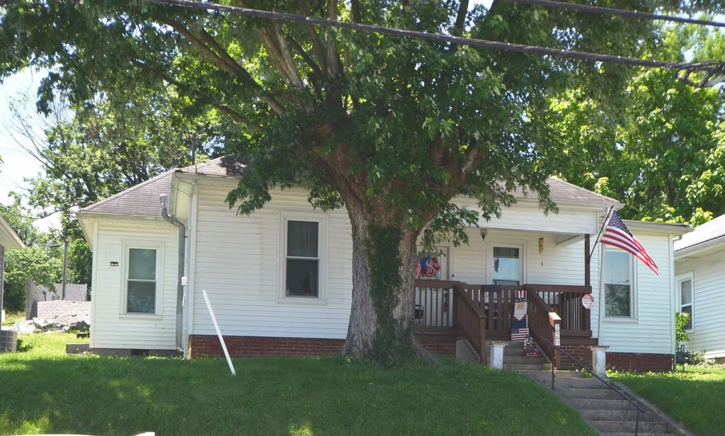 220 E Office Street, Harrodsburg