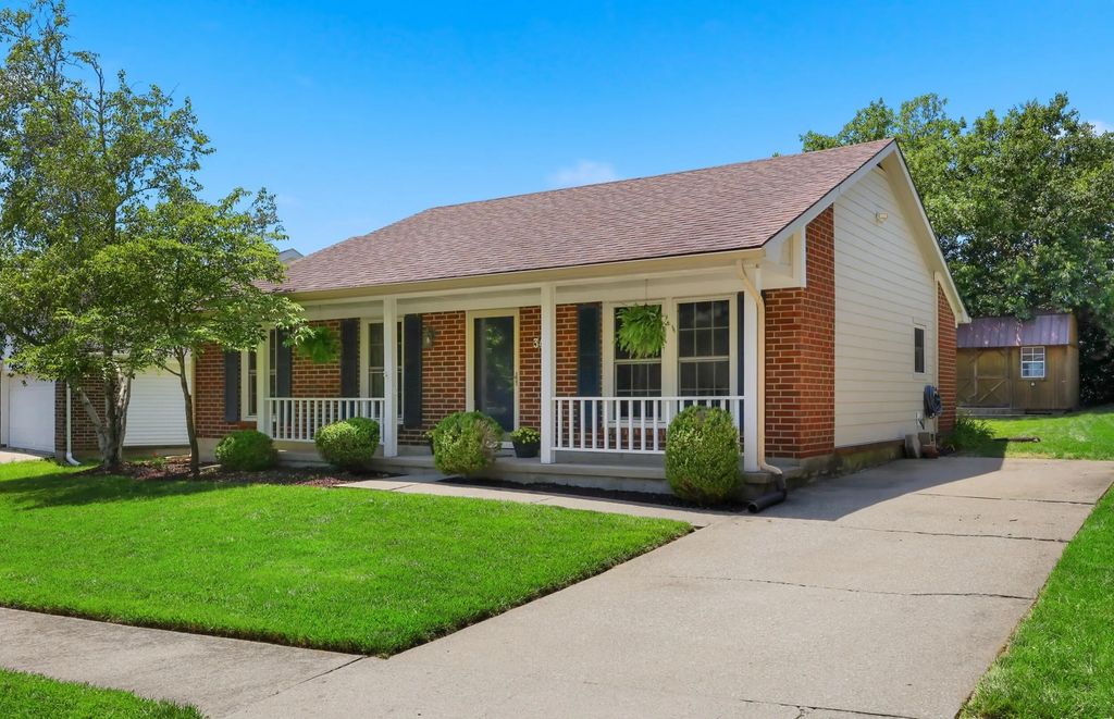 3465 Colonnade Drive, Lexington