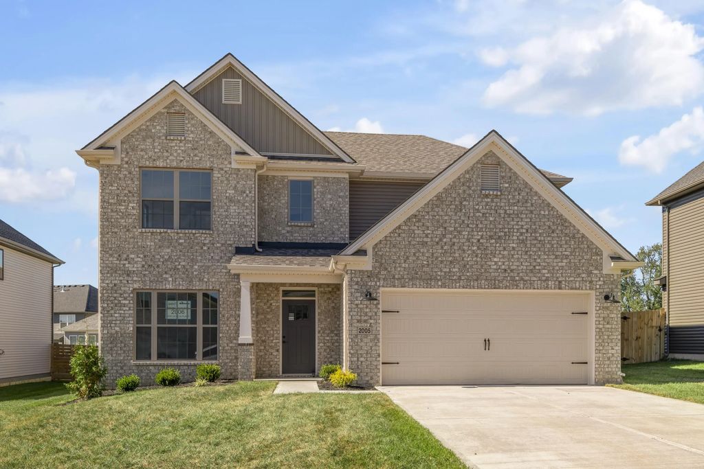 2005 Geneva Place, Lexington
