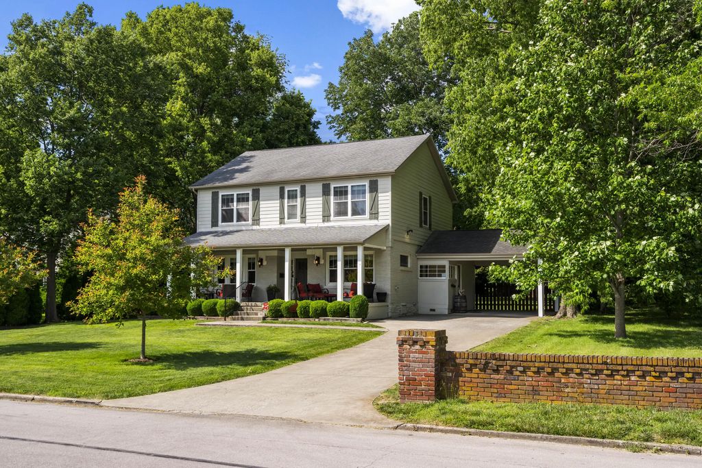 111 Edgemoor Drive, Lexington