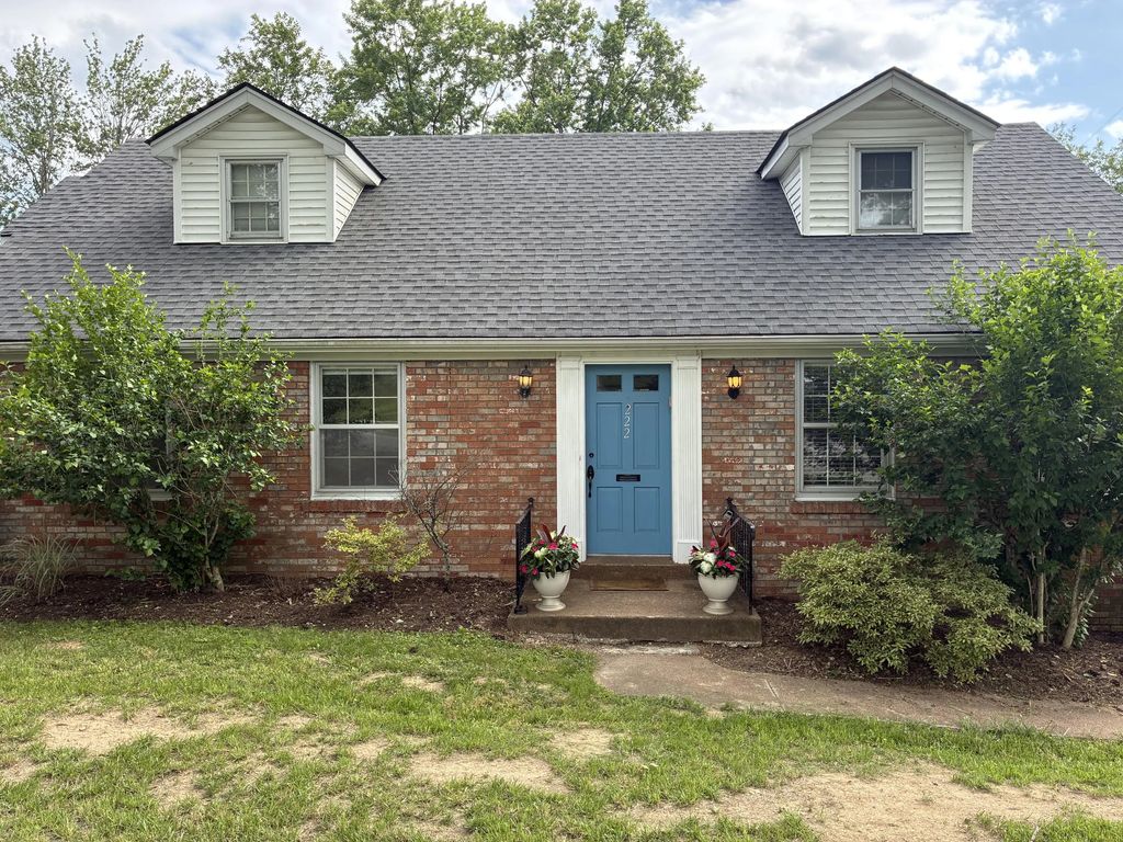 222 Wilson Downing Road, Lexington