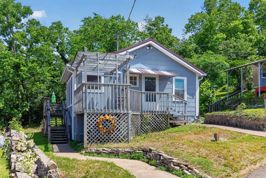 900 Hagers Camp Road, Harrodsburg