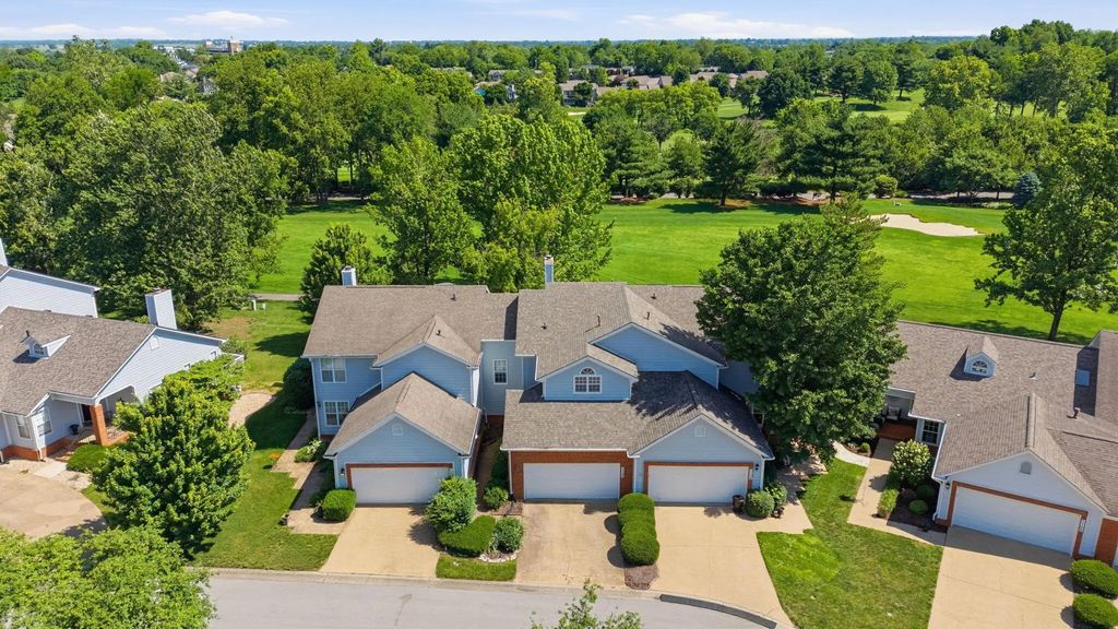 1102 Griffin Gate Drive, Lexington