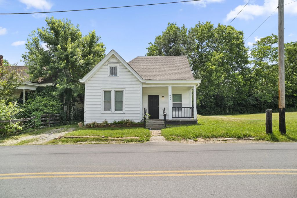 863 E Main Street, Georgetown