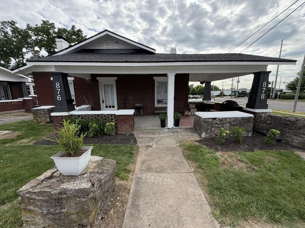 876-878 Angliana Avenue, Lexington