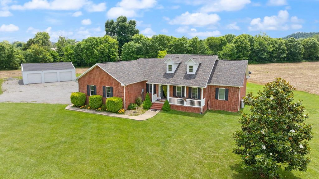176 Wetland Drive, Jamestown